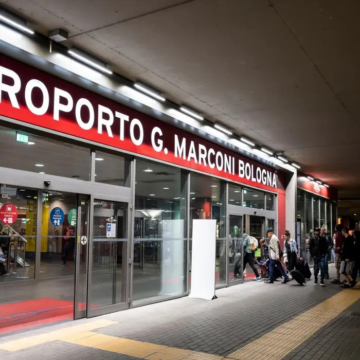 Why travelers are choosing secondary airports over major hubs in Europe