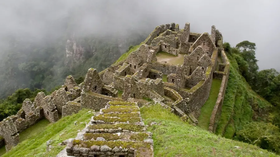 ancient ruins of winay wayna