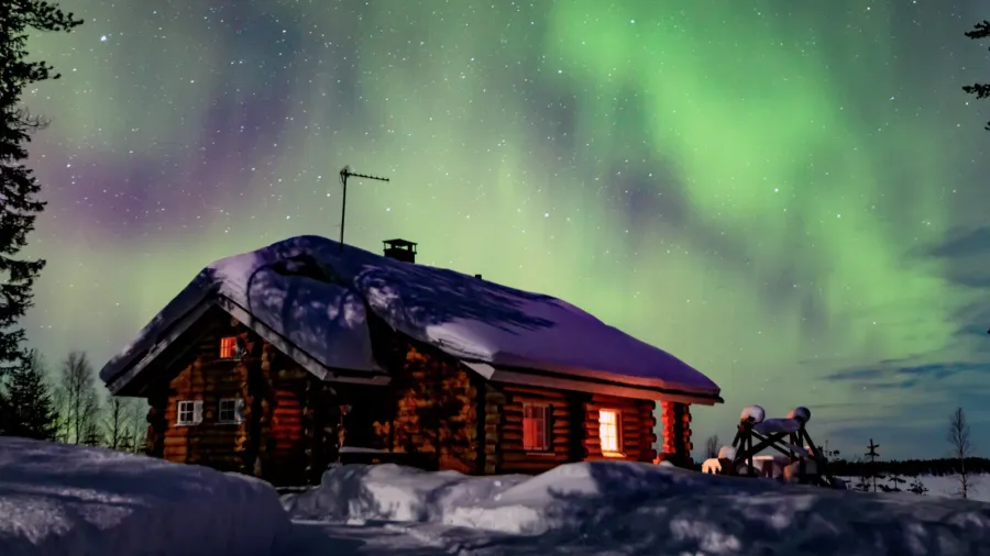 polar arctic northern lights aurora borealis activity over the wooden