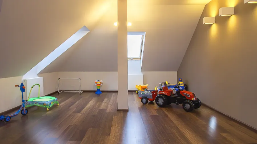 ruby house  spacious playroom on attic