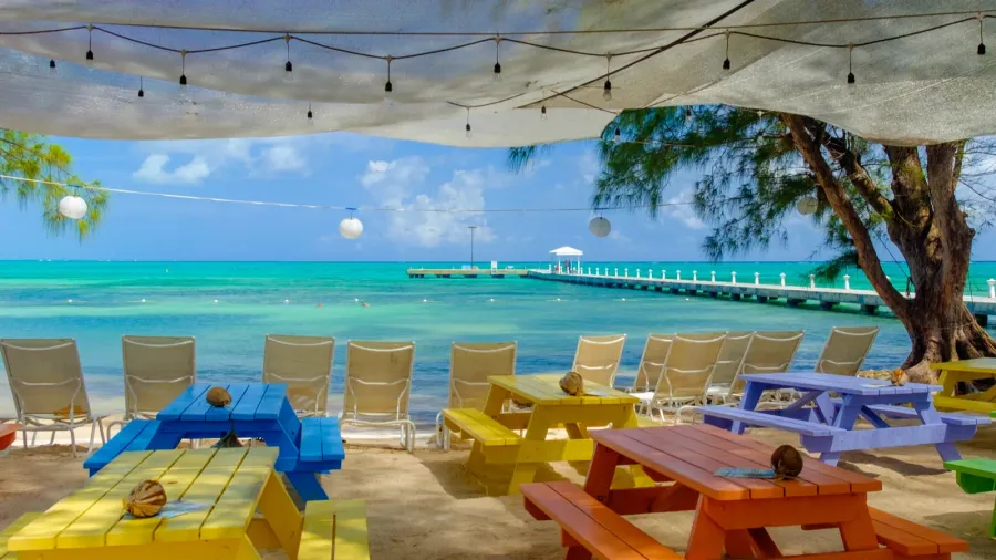 rum pointcolorful tables